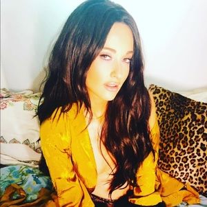 Kacey Musgraves Yellow Robe Stage to Closet XS 🖤